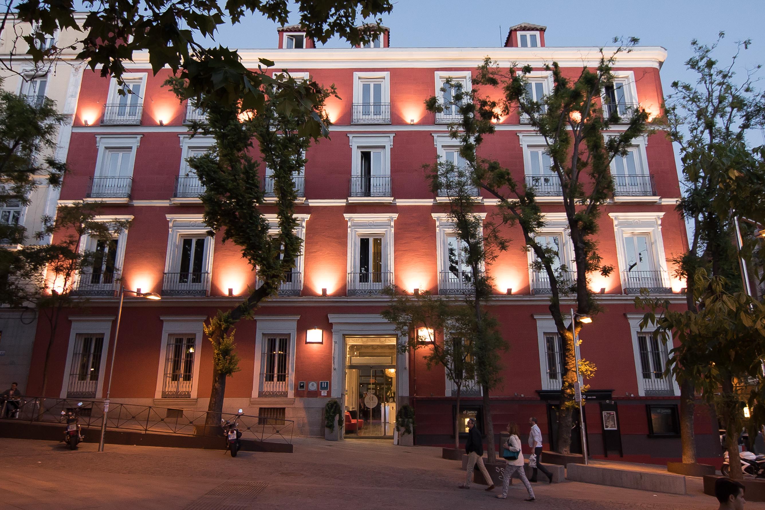 Petit Palace Santa Barbara Madrid Exterior foto